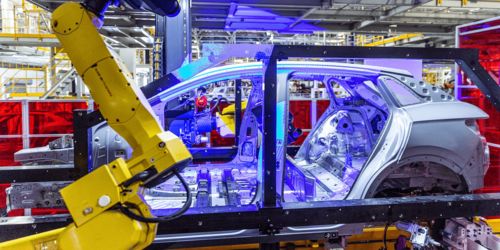 新造車勢力與燃油巨頭 Fisker、小鵬XPILOT 5.0與大眾ID.4 X的技術角逐與市場博弈